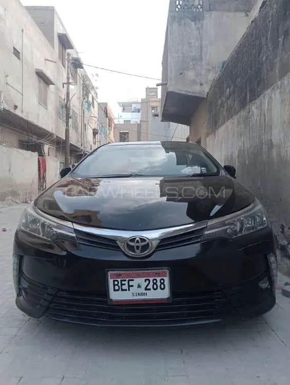 Toyota Corolla 2015 for Sale in Karachi Image-1