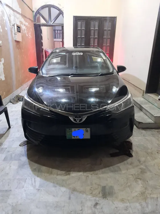 Toyota Corolla 2016 for Sale in Faisalabad Image-1