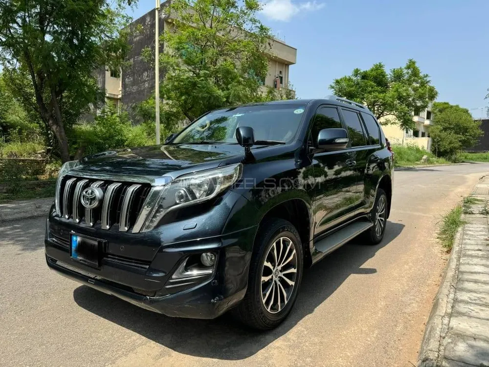 Toyota Prado 2014 for Sale in Kharian Image-1