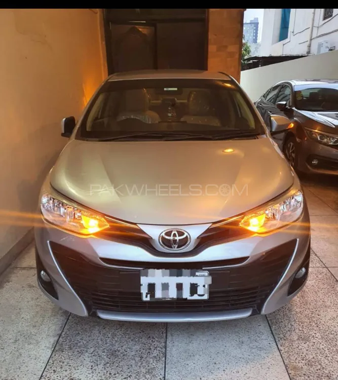 Toyota Yaris Sedan 2020 for Sale in Lahore Image-1