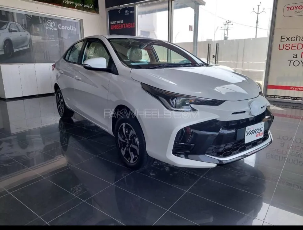 ٹویوٹا یارس سیڈان 2025 for Sale in گجرانوالہ Image-1