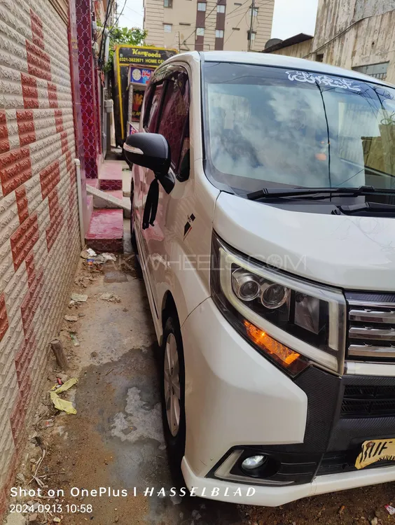 Daihatsu Move 2017 for Sale in Karachi Image-1