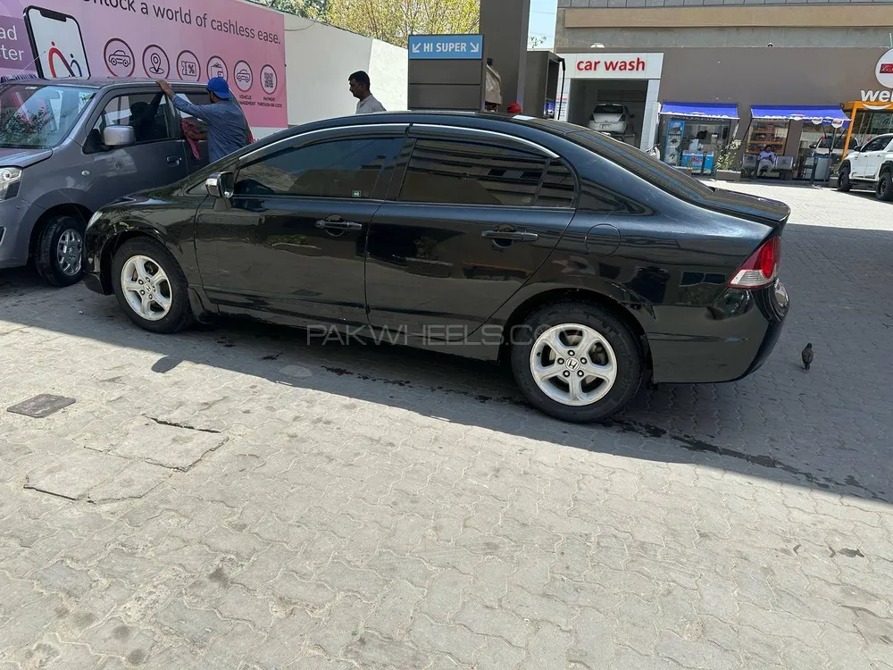 Honda Civic 2007 for Sale in Multan Image-1