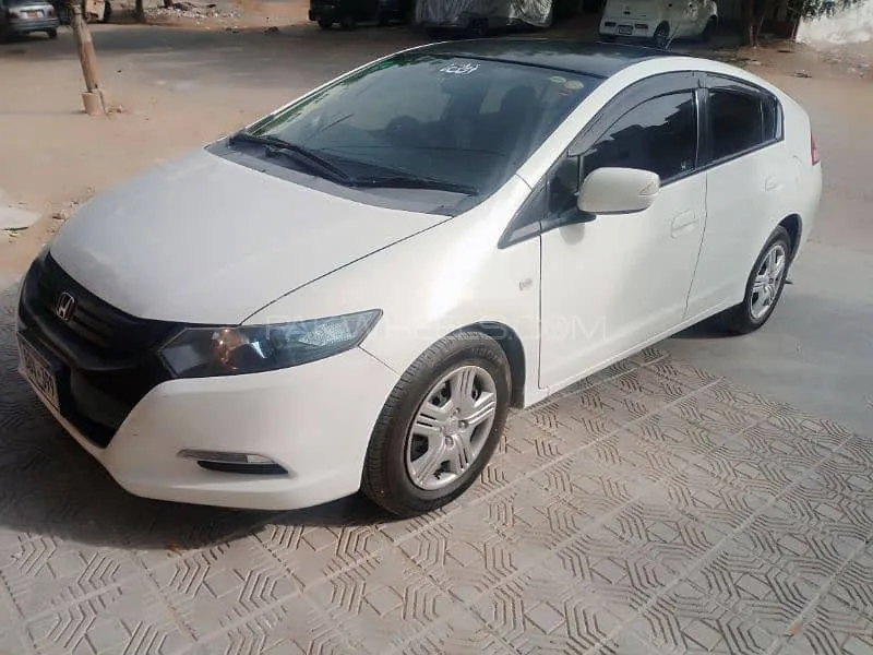 Honda Insight 2011 for Sale in Karachi Image-1