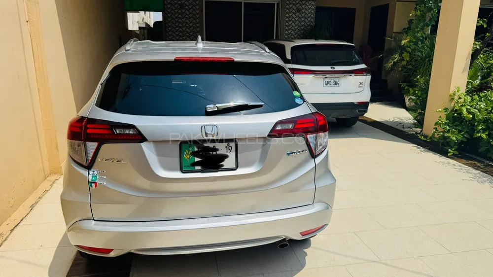 Honda Vezel 2015 for Sale in Gujranwala Image-1