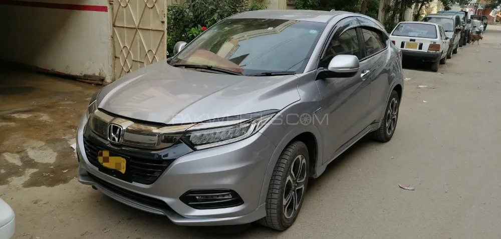 Honda Vezel 2018 for Sale in Karachi Image-1