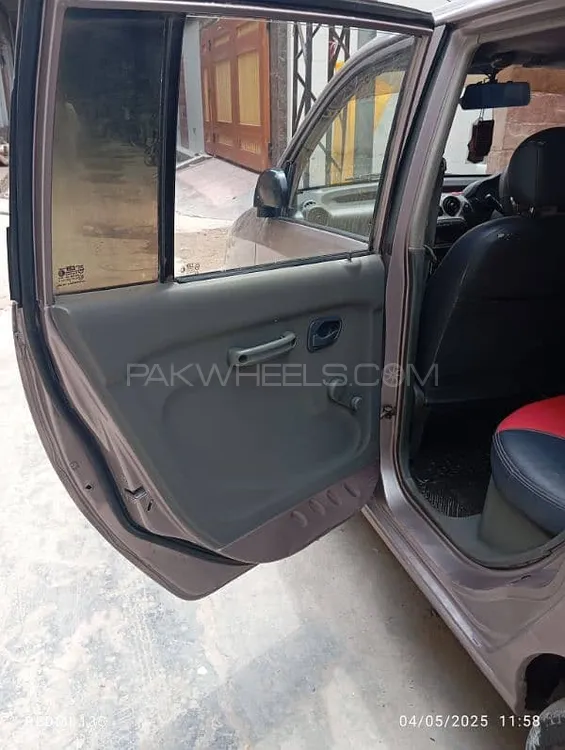 ہنڈائی سانترو 2001 for Sale in فیصل آباد Image-1