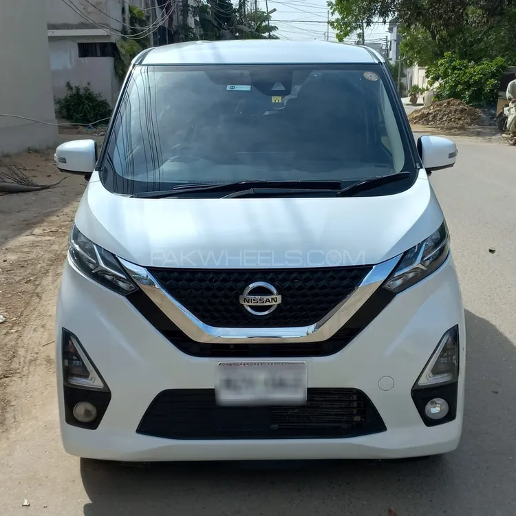 نسان ڈیز 2019 for Sale in کراچی Image-1