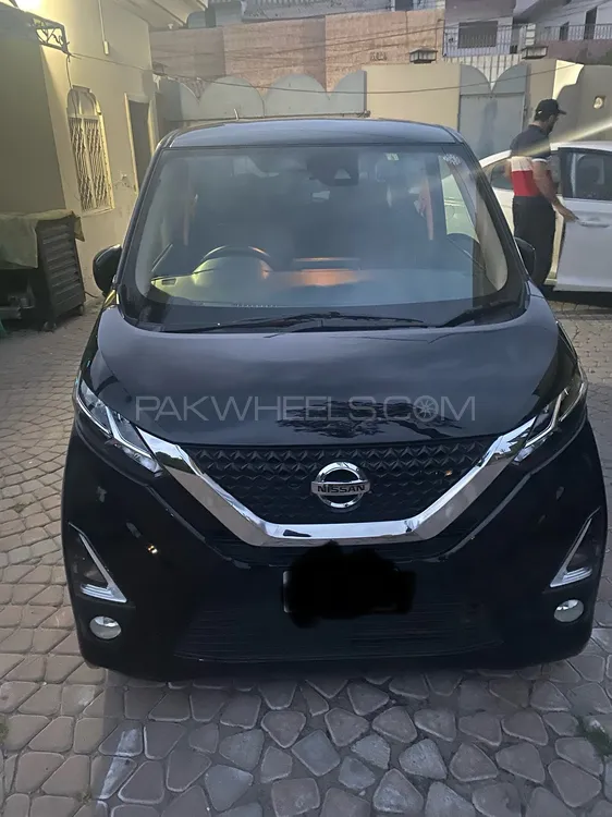 نسان ڈیز 2020 for Sale in اسلام آباد Image-1