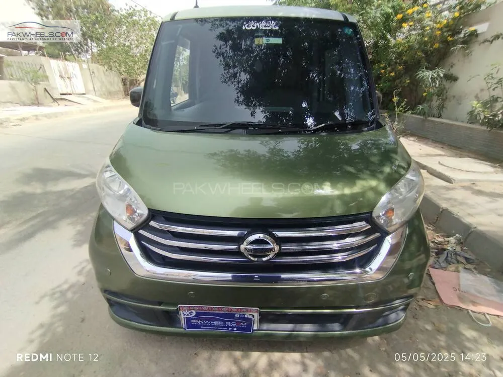 Nissan Dayz Roox 2018 for Sale in Karachi Image-1