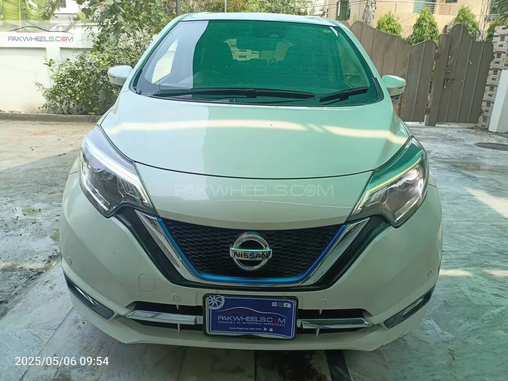Nissan Note 2019 for Sale in Lahore Image-1