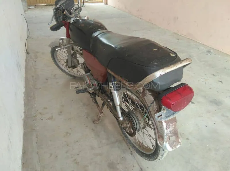 Pak Hero RF 70 2005 for Sale Image-1