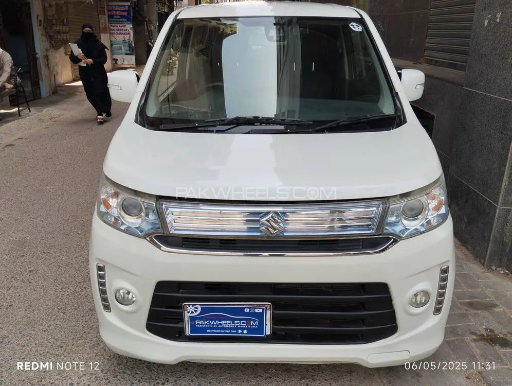 سوزوکی ویگن آر 2015 for Sale in کراچی Image-1