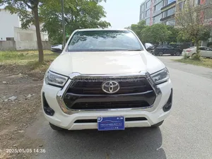 Toyota Hilux Revo V Automatic 2.8 2021 for Sale