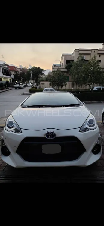 Toyota Aqua 2015 for Sale in Islamabad Image-1