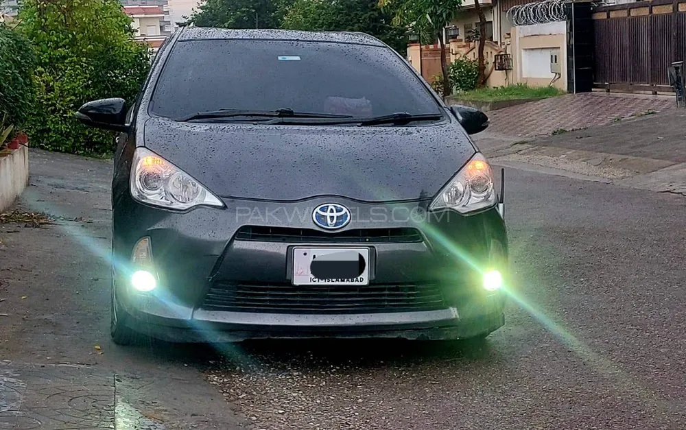 Toyota Aqua 2013 for Sale in Islamabad Image-1
