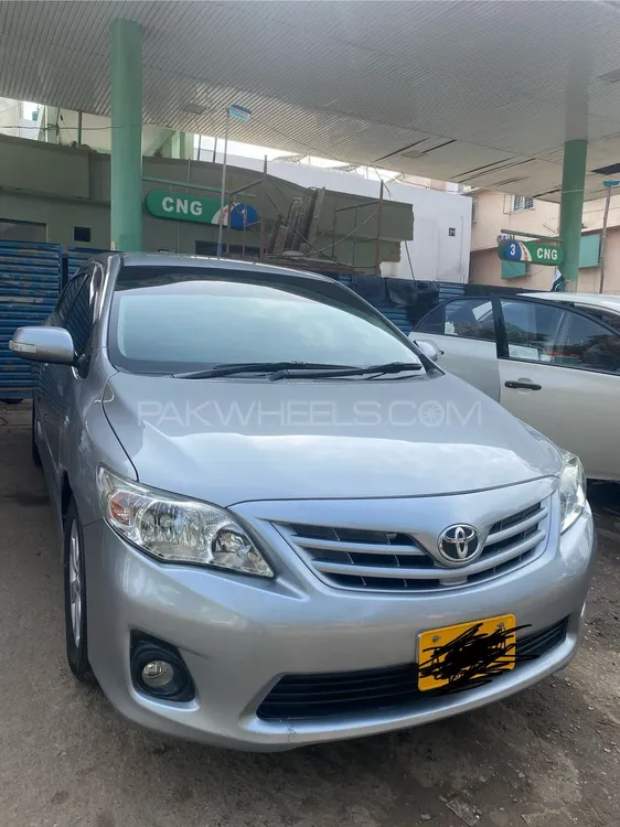 Toyota Corolla 2013 for Sale in Karachi Image-1