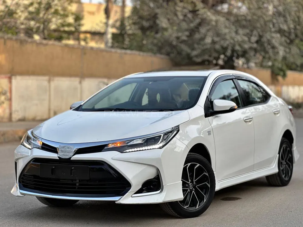 Toyota Corolla 2023 for Sale in Karachi Image-1