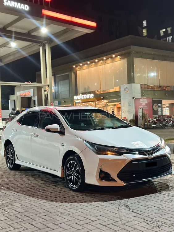 Toyota Corolla 2016 for Sale in Islamabad Image-1
