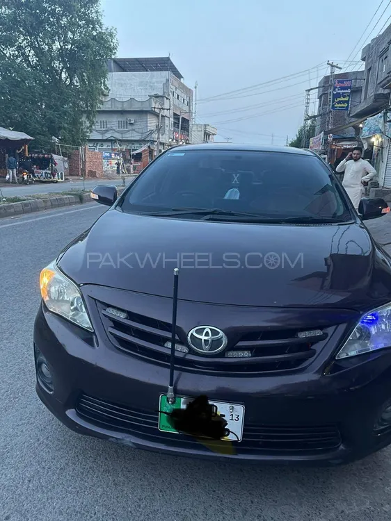 Toyota Corolla 2013 for Sale in Sambrial Image-1