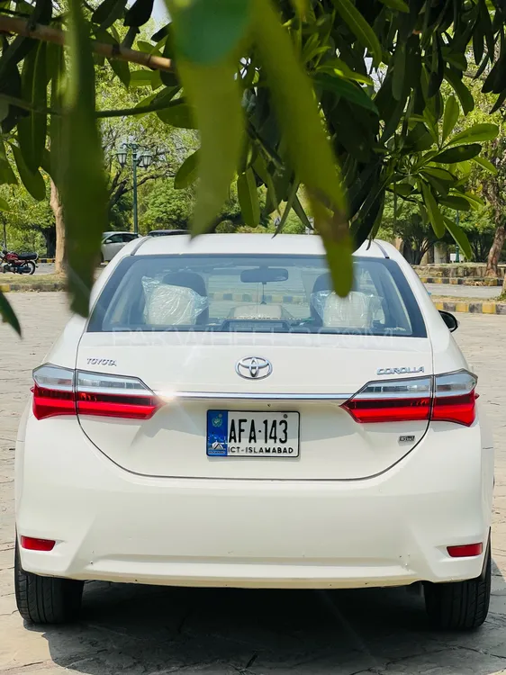 Toyota Corolla 2018 for Sale in Islamabad Image-1