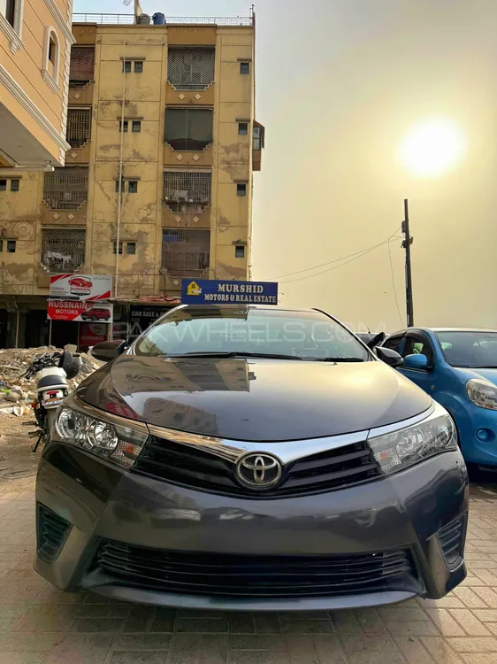 Toyota Corolla 2017 for Sale in Karachi Image-1