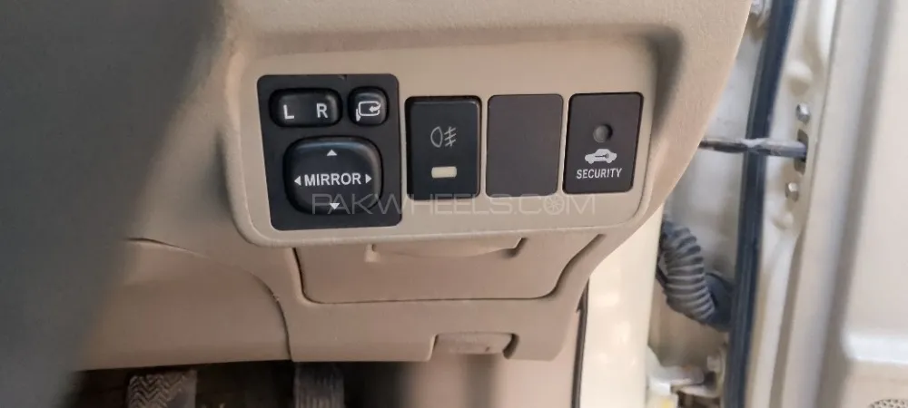 Toyota Corolla 2008 for Sale in Peshawar Image-1