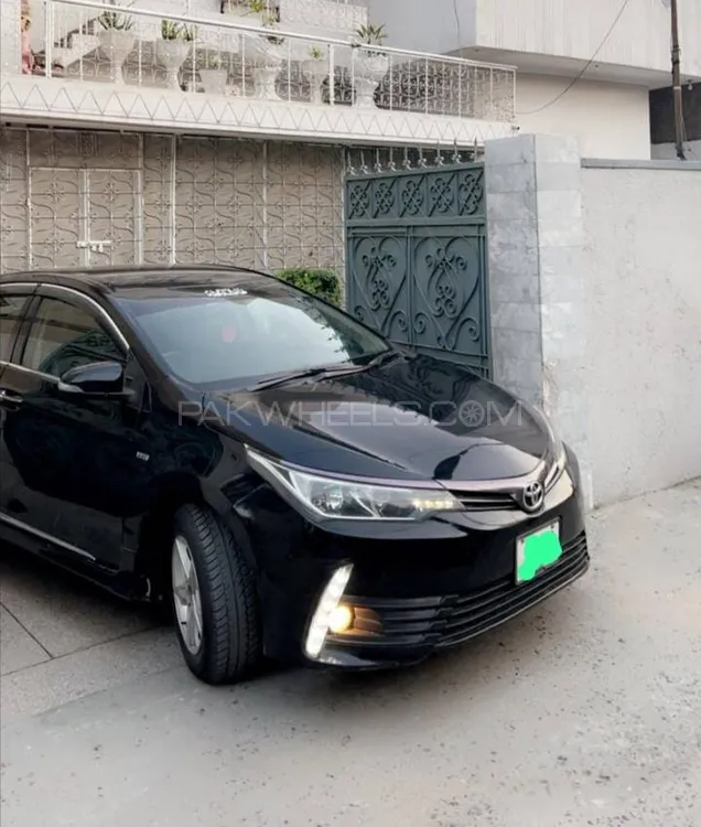 Toyota Corolla 2015 for Sale in Gujranwala Image-1