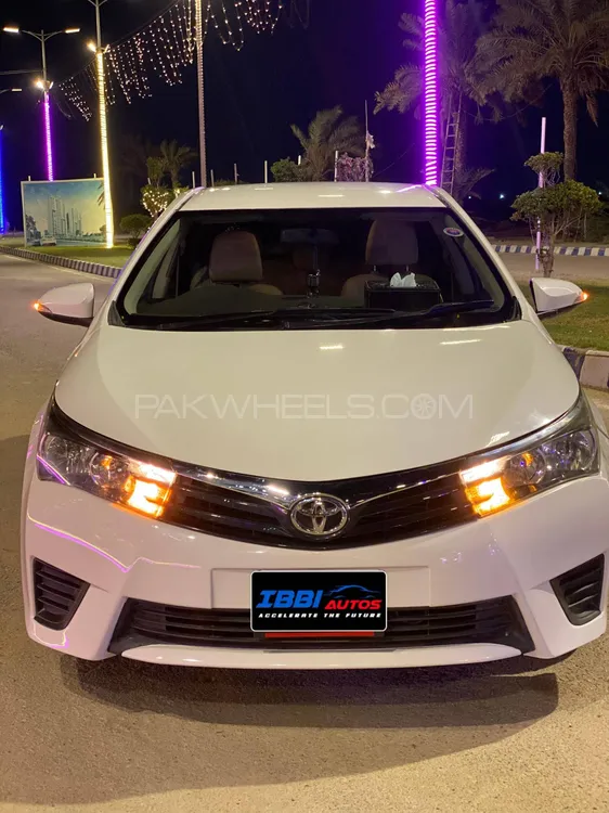 Toyota Corolla 2016 for Sale in Karachi Image-1