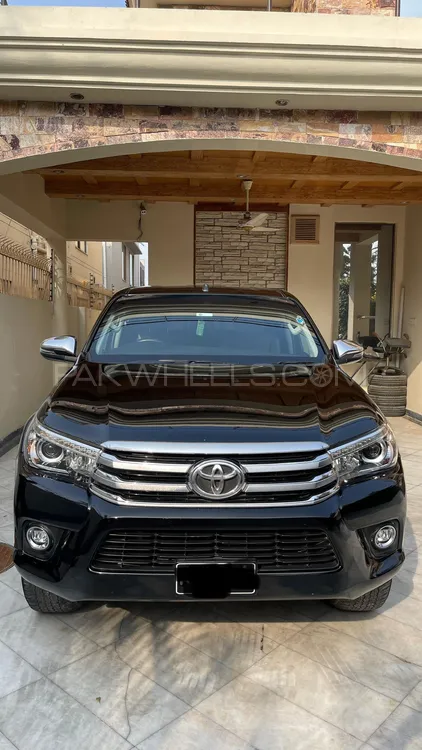 Toyota Hilux 2021 for Sale in Lahore Image-1