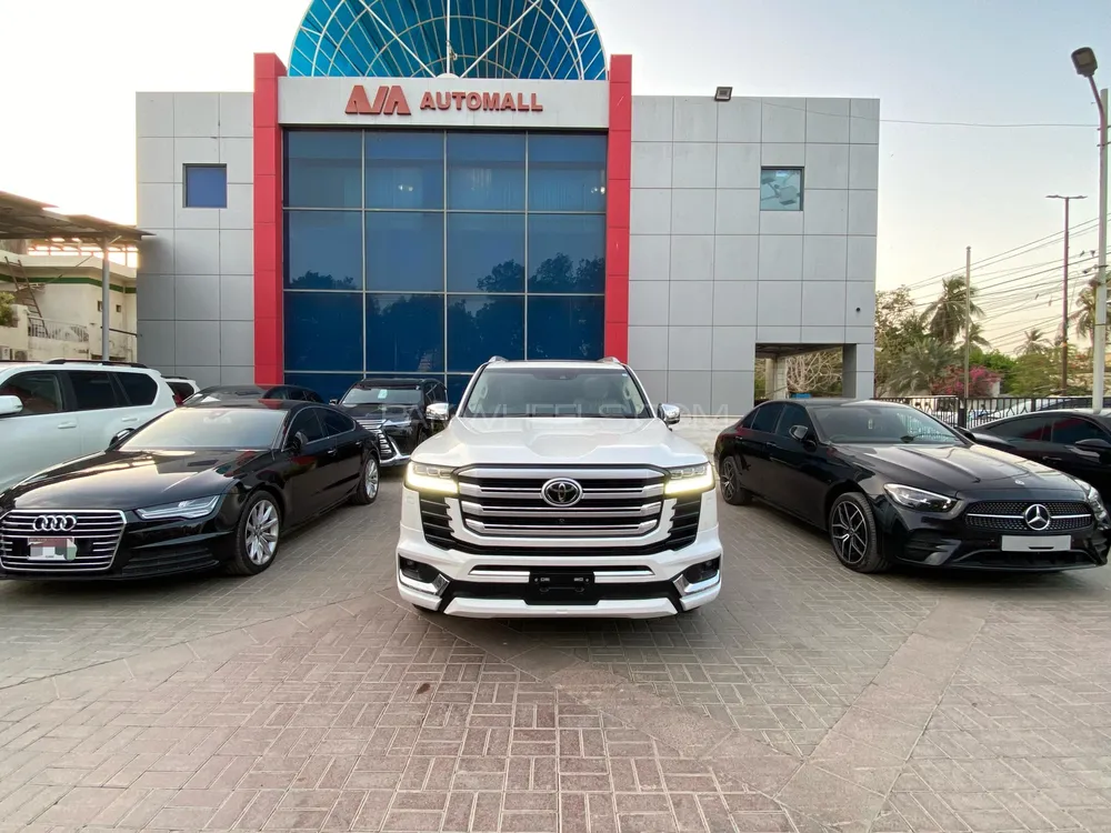 Toyota Land Cruiser 2023 for Sale in Karachi Image-1