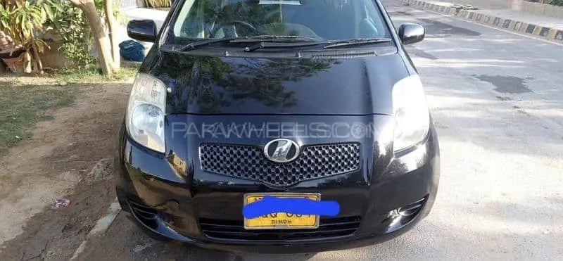 Toyota Vitz 2005 for Sale in Karachi Image-1