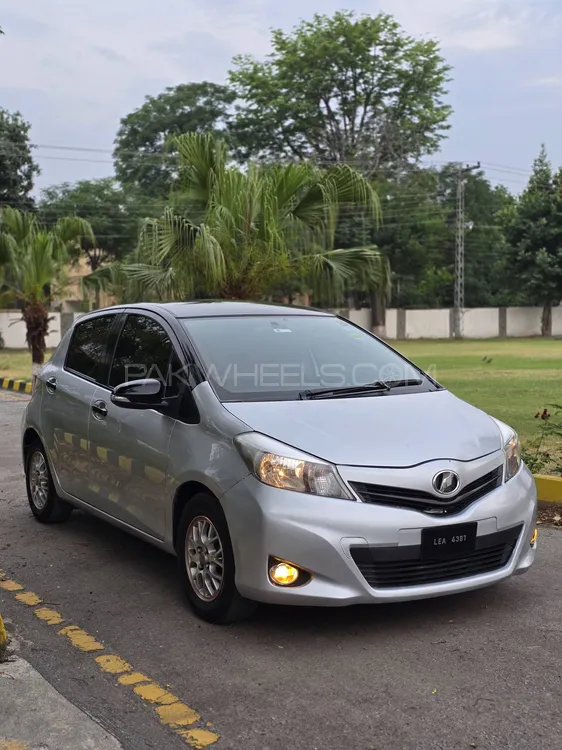 Toyota Vitz 2011 for Sale in Rawalpindi Image-1