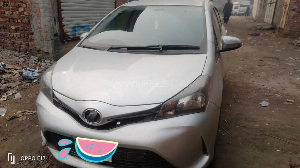 Toyota Vitz 2014 for Sale in Lahore Image-1