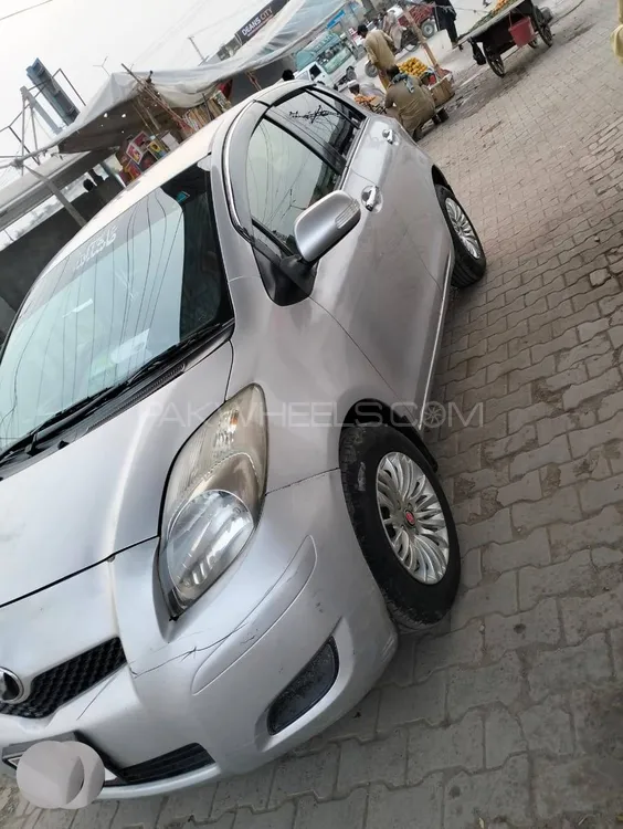 Toyota Vitz 2007 for Sale in Peshawar Image-1