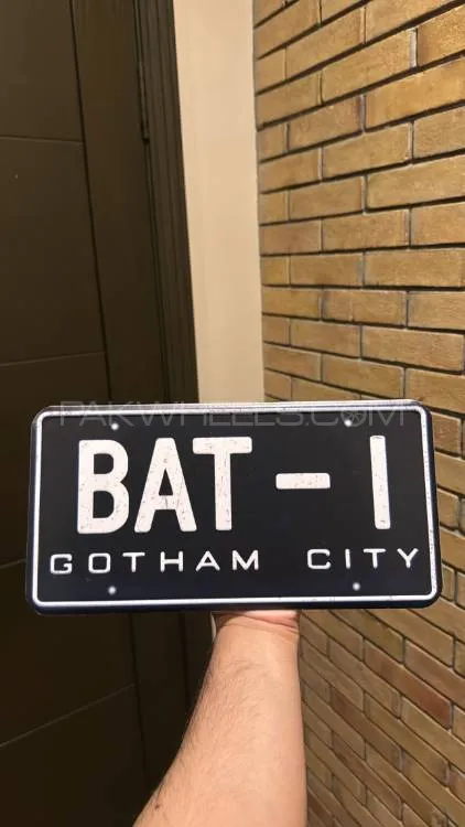 Batman Gotham City Metal Licence Plate Image-1