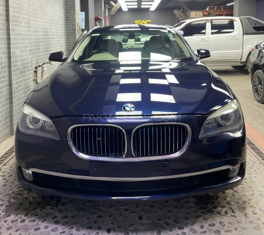 BMW 7 Series 2009 for Sale in Karachi Image-1