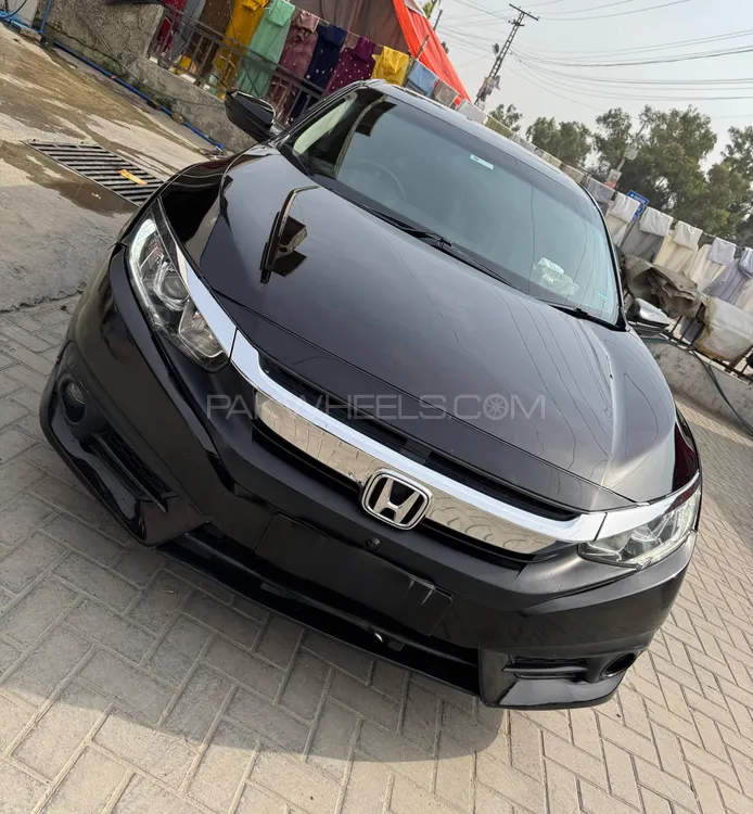 Honda Civic 2018 for Sale in Taxila Image-1
