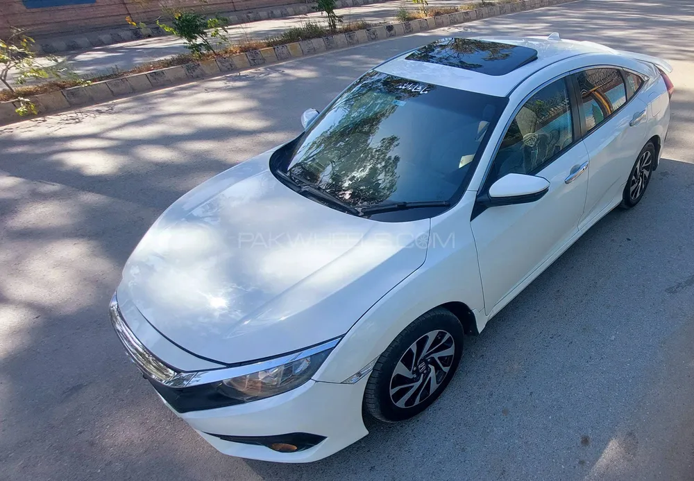 Honda Civic 2017 for Sale in Peshawar Image-1