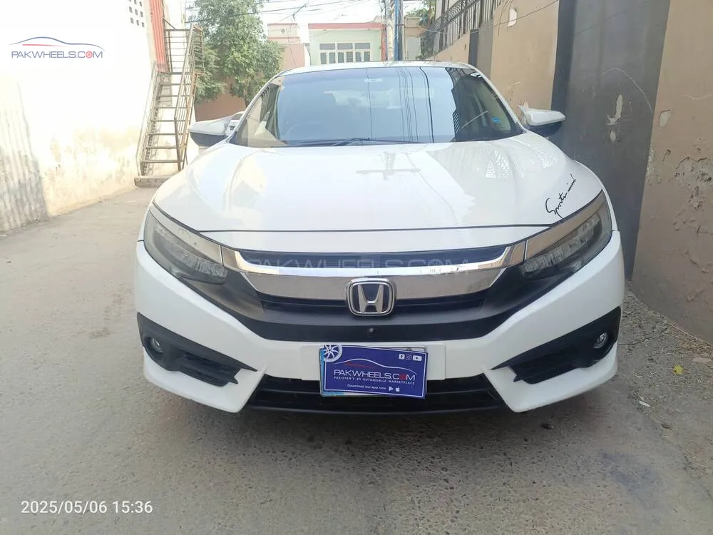 Honda Civic 2020 for Sale in Multan Image-1