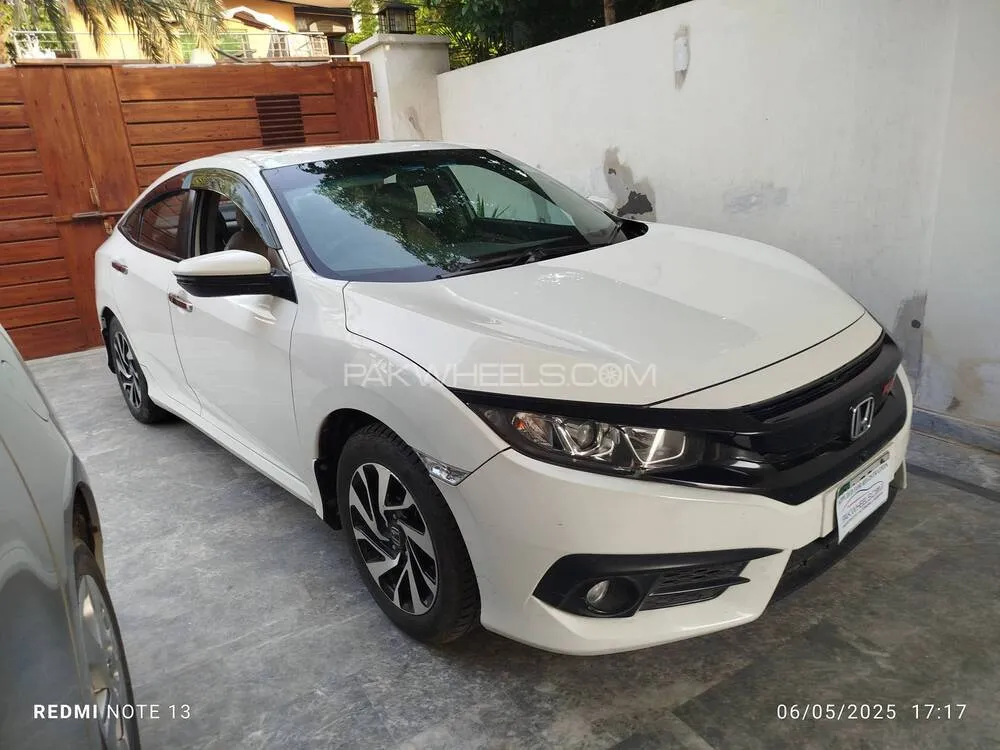 ہونڈا سوک 2017 for Sale in لاہور Image-1