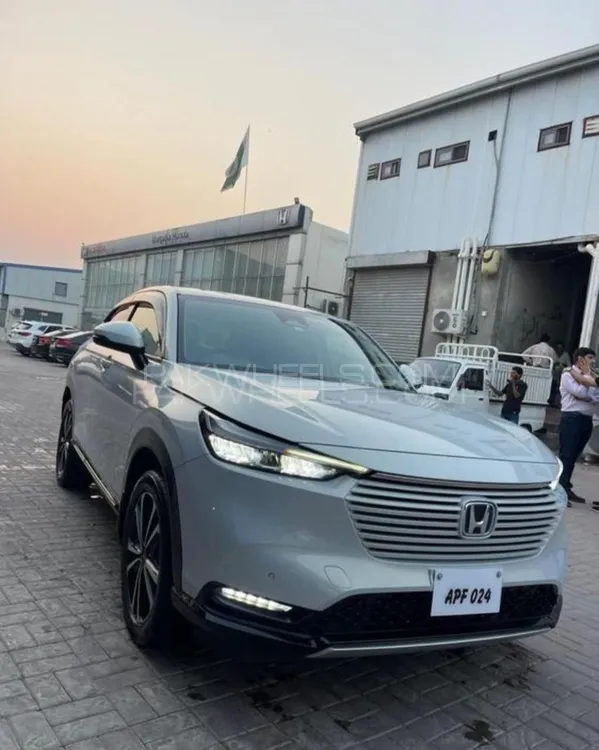Honda Vezel 2021 for Sale in Lahore Image-1