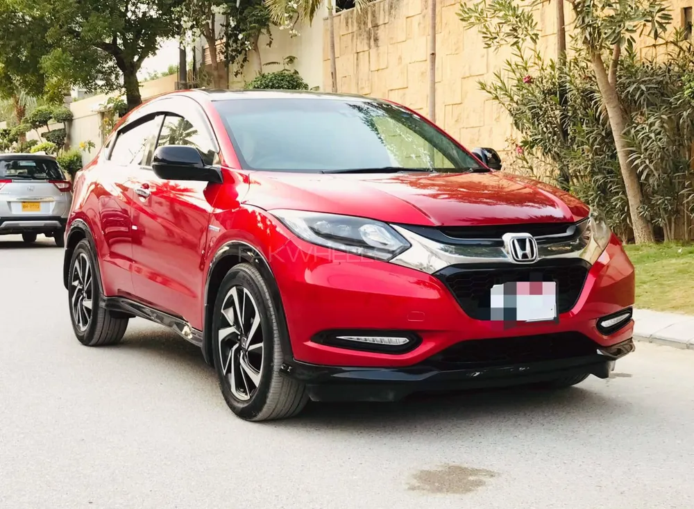 Honda Vezel 2017 for Sale in Karachi Image-1