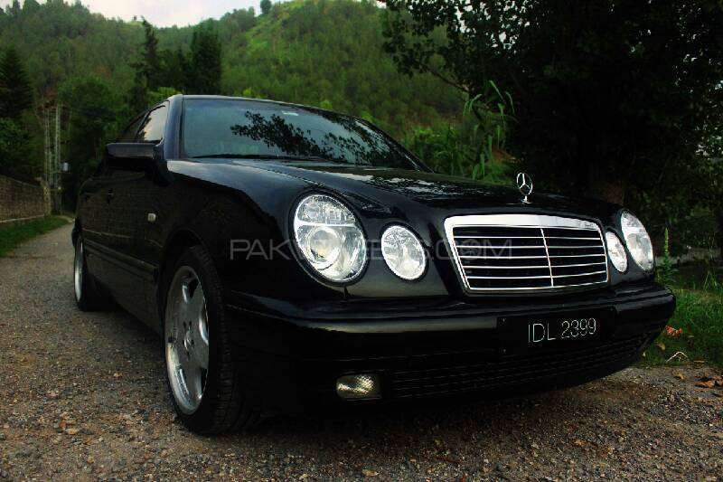 Mercedes Benz E Class 1997 for Sale in Abbottabad Image-1