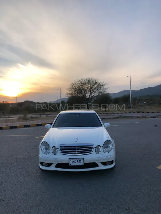 Mercedes Benz E Class 2003 for Sale in Islamabad Image-1