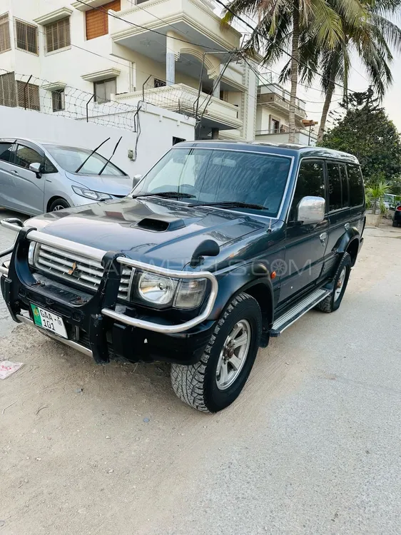 مٹسوبیشی پجیرو 1995 for Sale in کراچی Image-1
