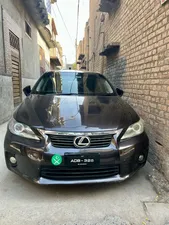 Lexus CT200h Base Model 2013 for Sale