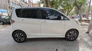 Nissan Dayz Highway Star 2013 for Sale