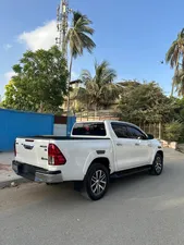 Toyota Hilux Revo V Automatic 2.8 2019 for Sale