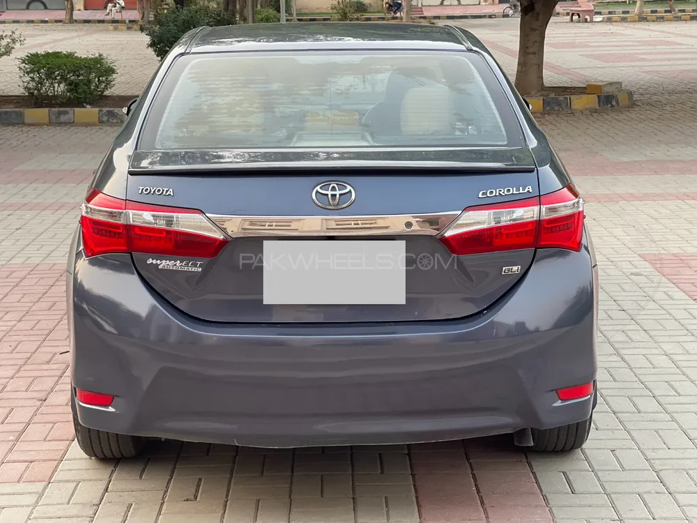 Toyota Corolla 2014 for Sale in Lahore Image-1